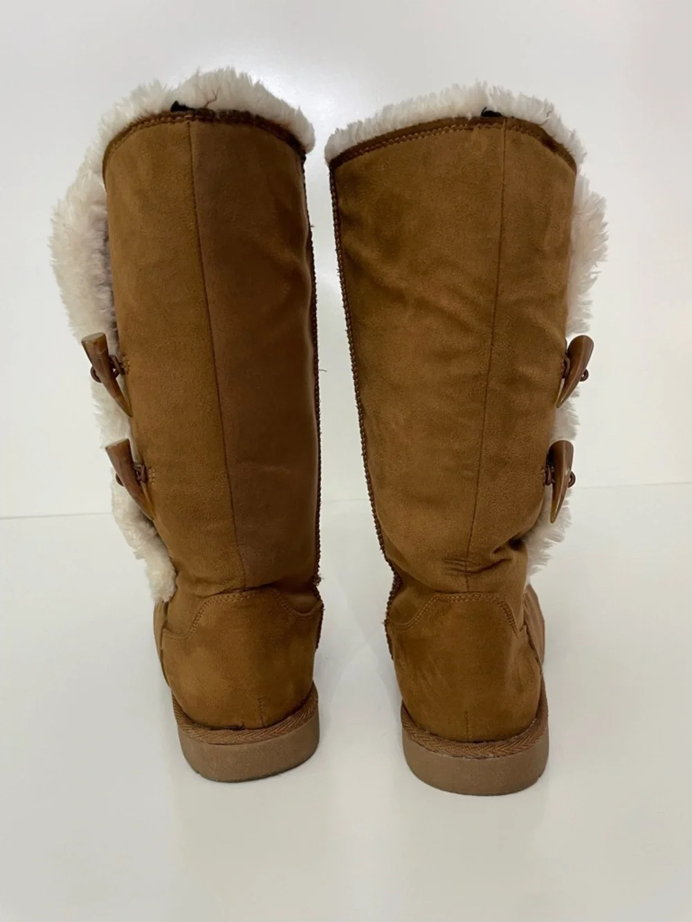 Gander Mountain Brown Furry Winter Suede-like Boots, Women's size 7